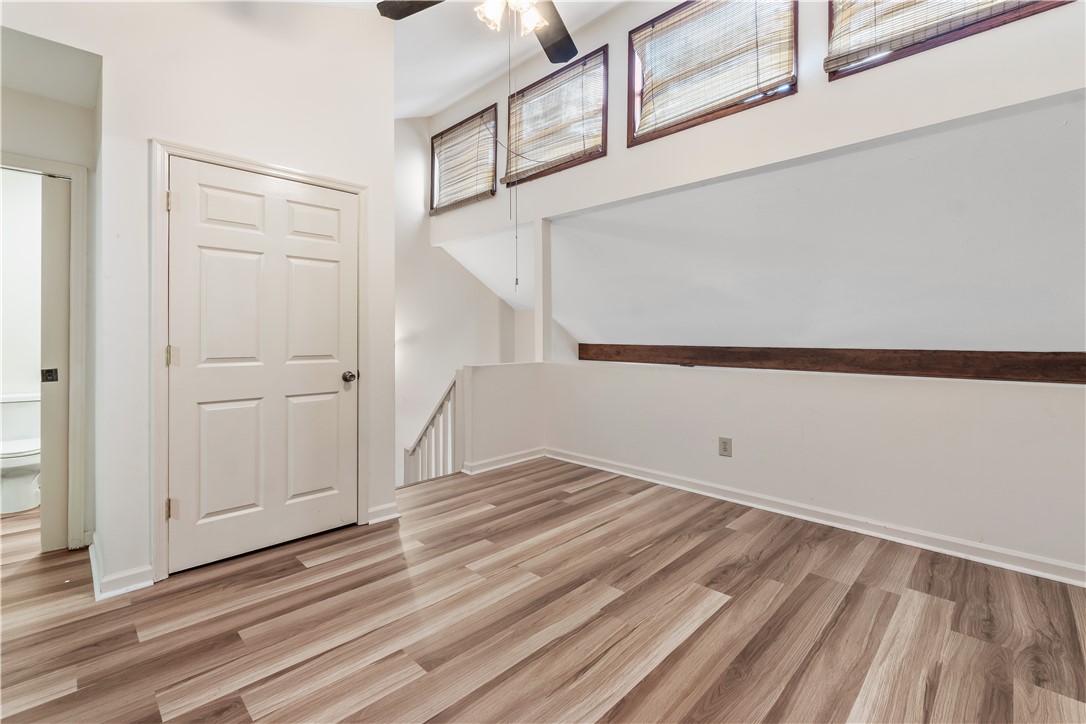 283 IVY LANE