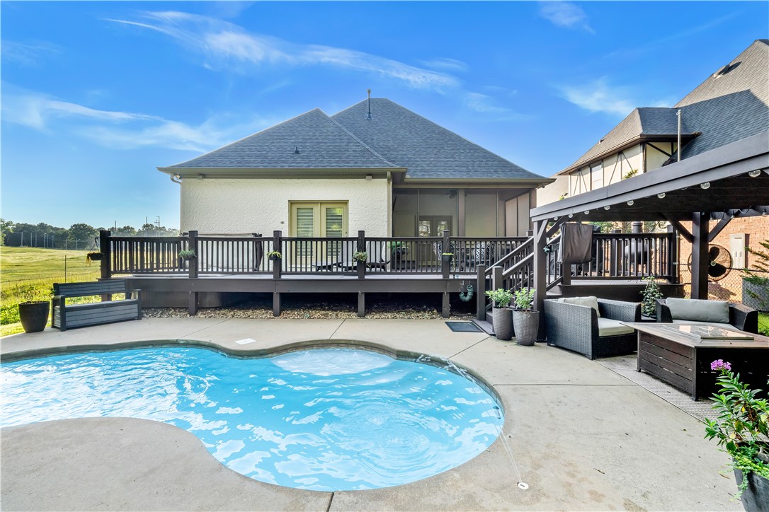 1584 OVERHILL COURT