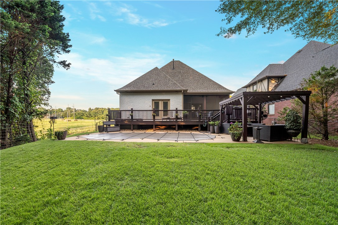1584 OVERHILL COURT