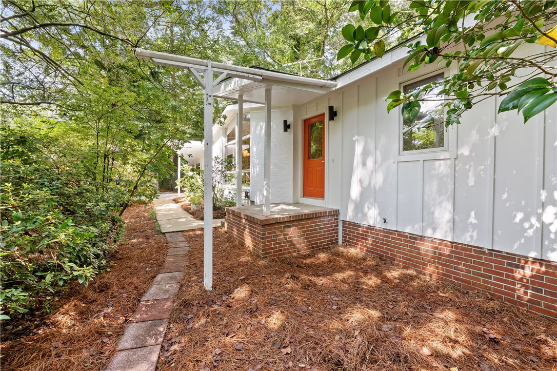 719 MERCER CIRCLE