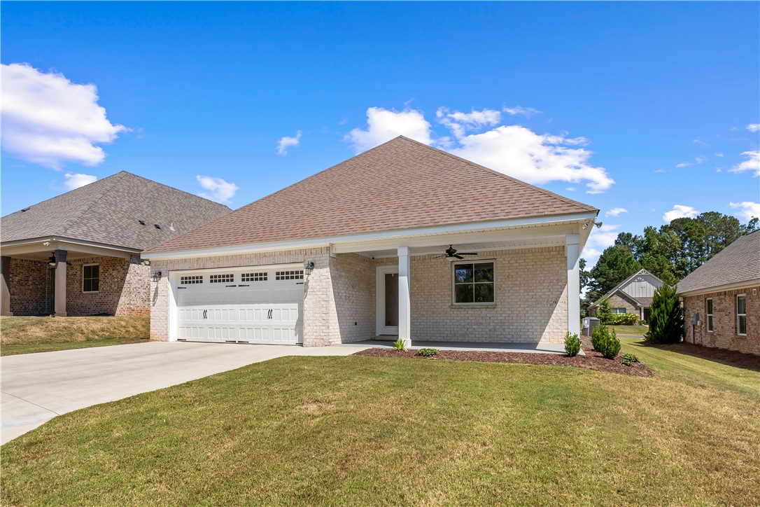 2033 ARMISTEAD LANE