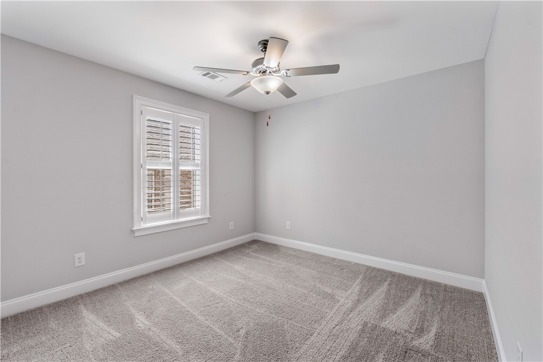 2033 ARMISTEAD LANE