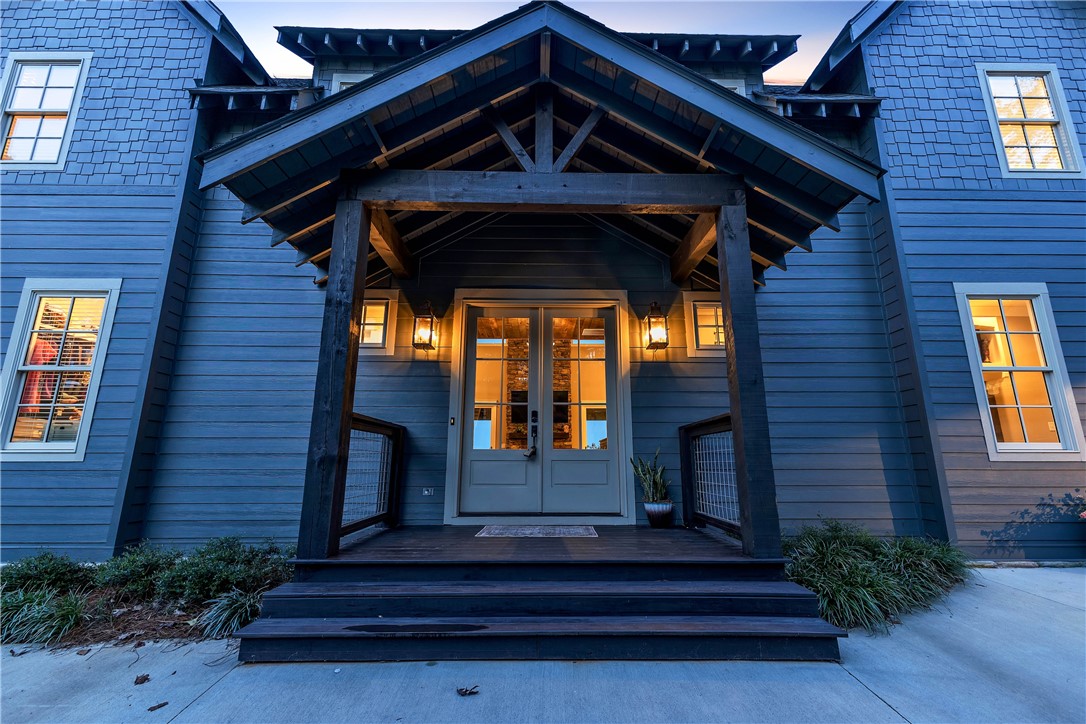 100 RIDGE CREST
