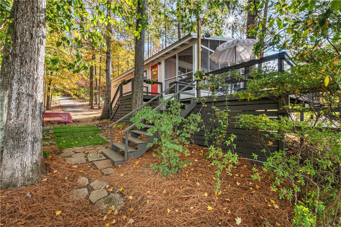 1060 ARROWHEAD ROAD