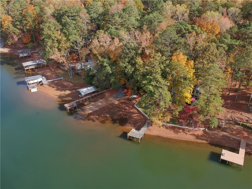 1060 ARROWHEAD ROAD