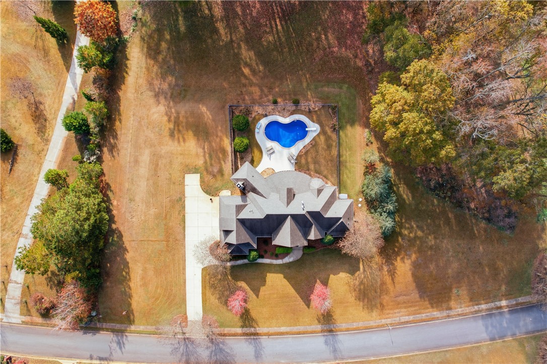 118 PLAINSMAN HILLS LANE