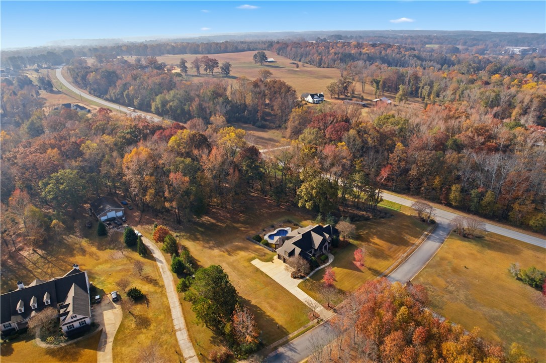 118 PLAINSMAN HILLS LANE