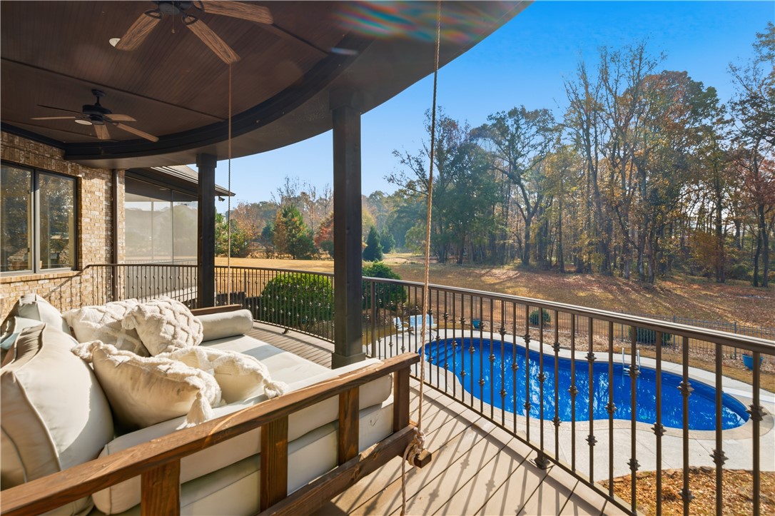 118 PLAINSMAN HILLS LANE