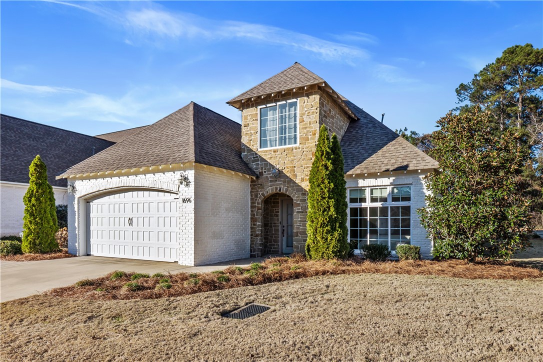1696 OVERHILL COURT