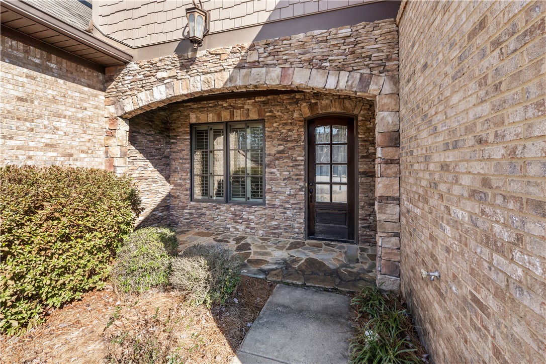 1665 EASTON COURT