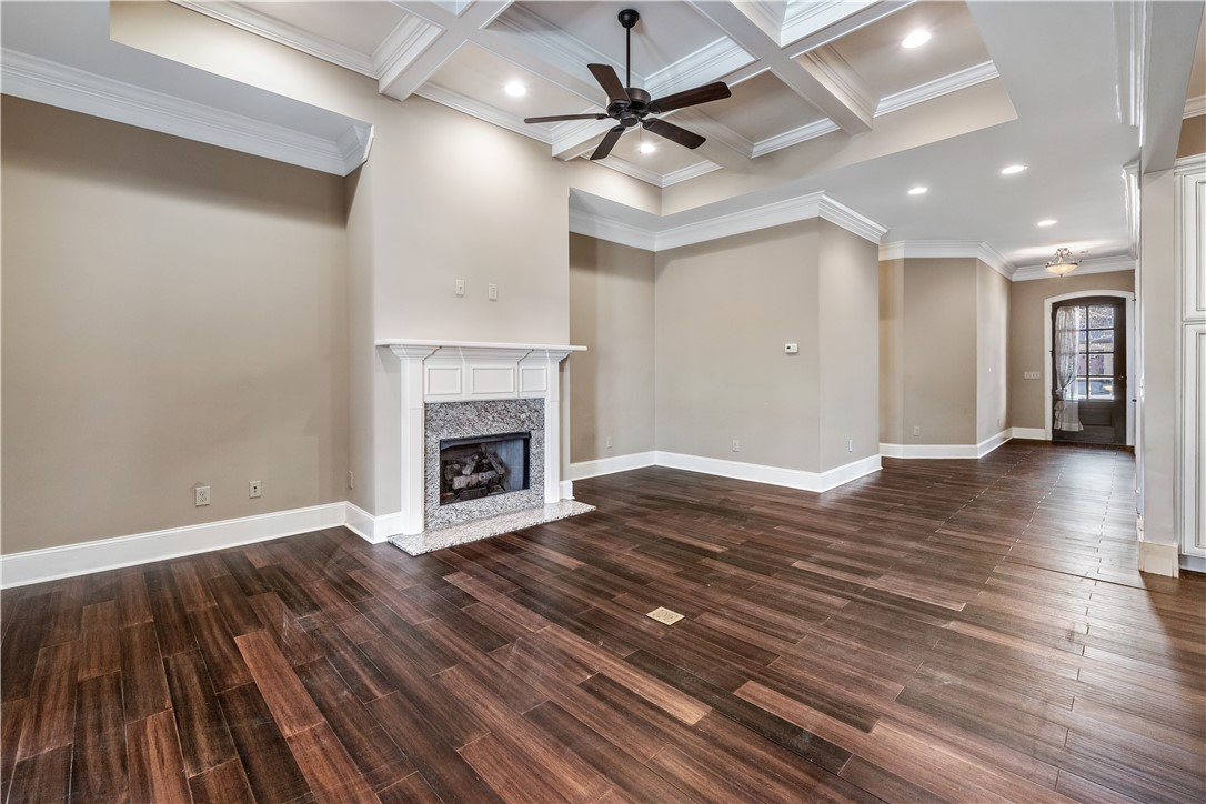1665 EASTON COURT