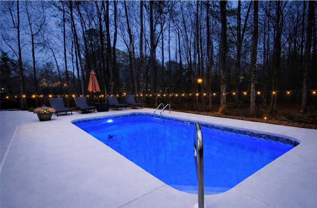 1268 HICKORY LANE