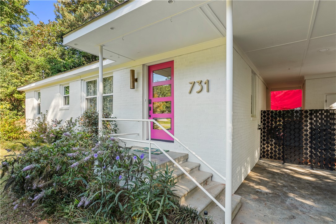 731 MERCER CIRCLE