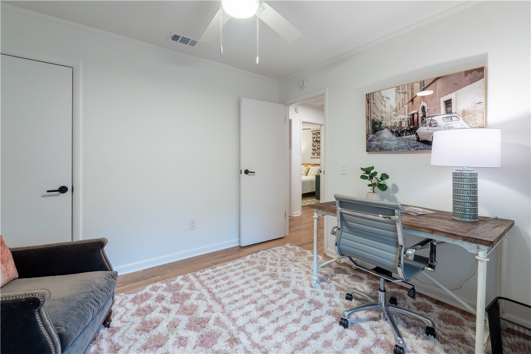 731 MERCER CIRCLE
