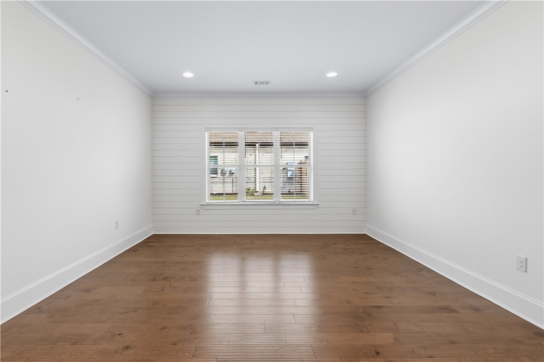 1560 CHARLIE DRIVE