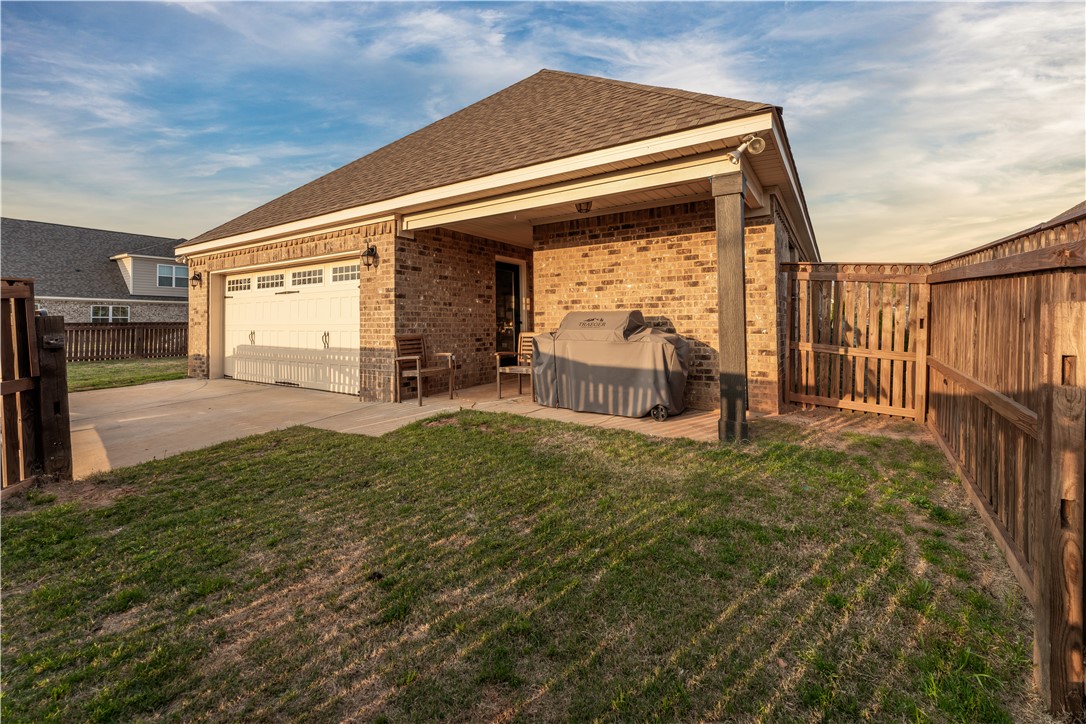 2065 ARMISTEAD LANE