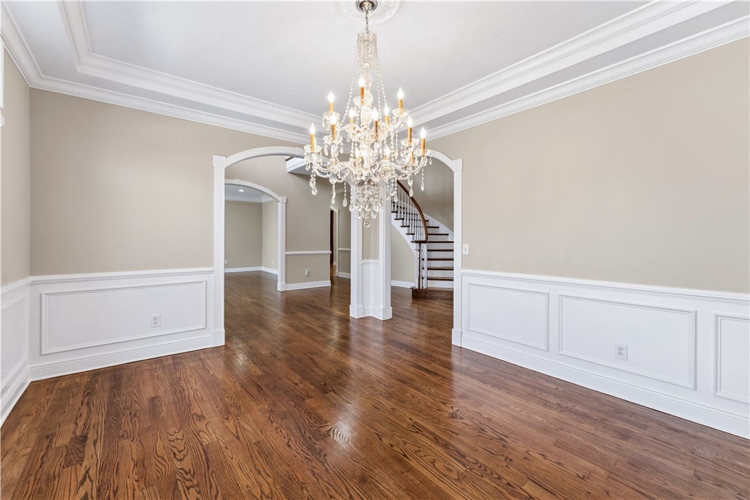 202 ASHETON LANE