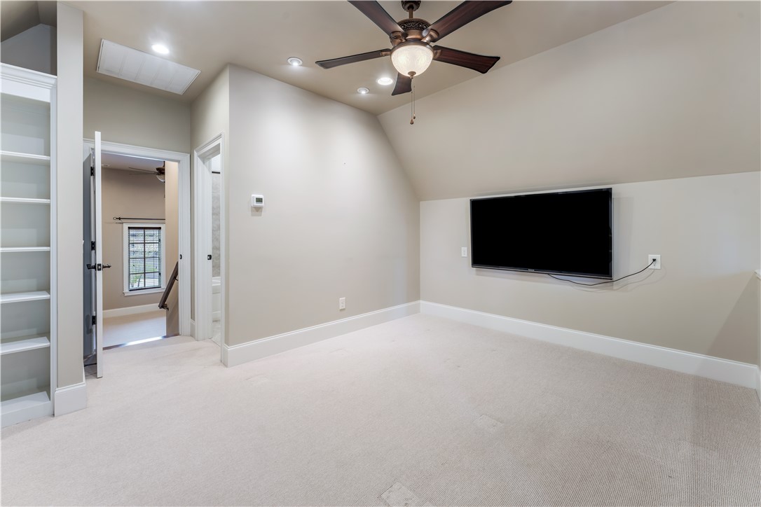 1668 WOODLEY CIRCLE