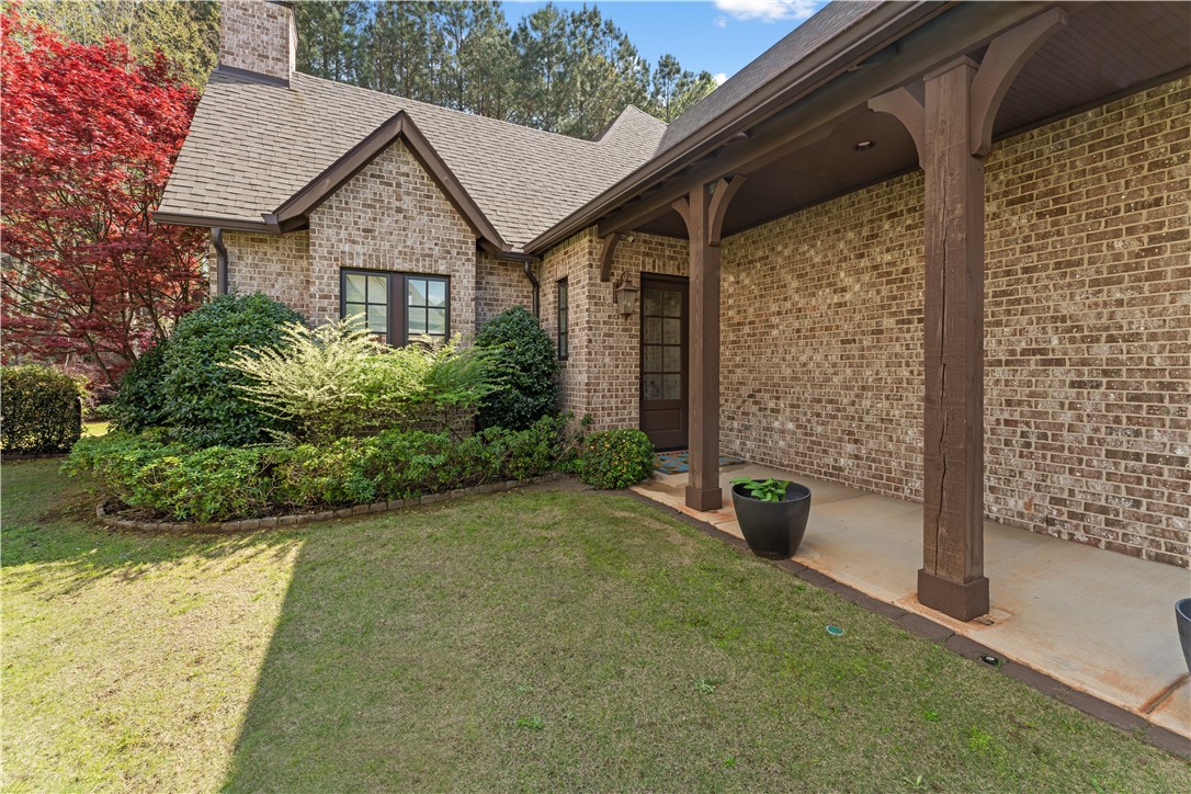 1668 WOODLEY CIRCLE