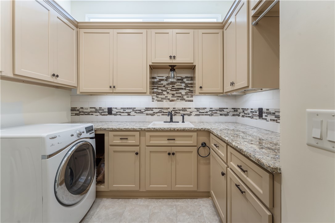 1668 WOODLEY CIRCLE