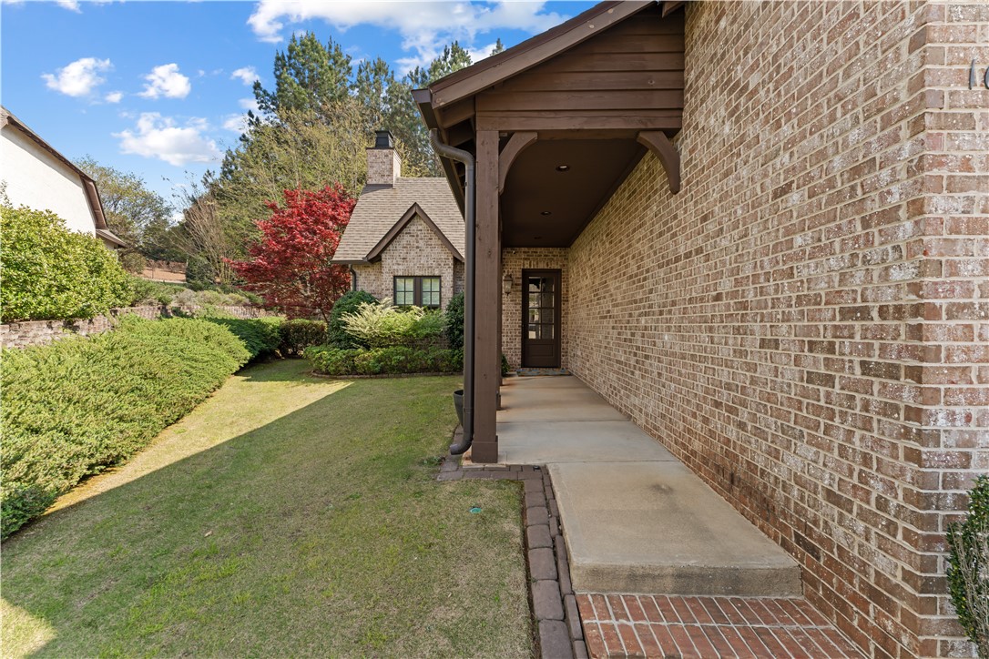 1668 WOODLEY CIRCLE