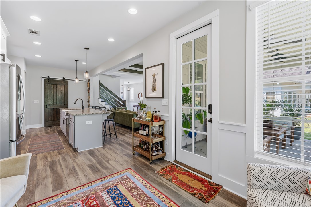 1513 DARTMOUTH DRIVE
