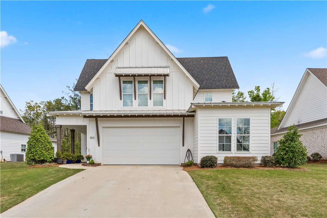 1513 DARTMOUTH DRIVE