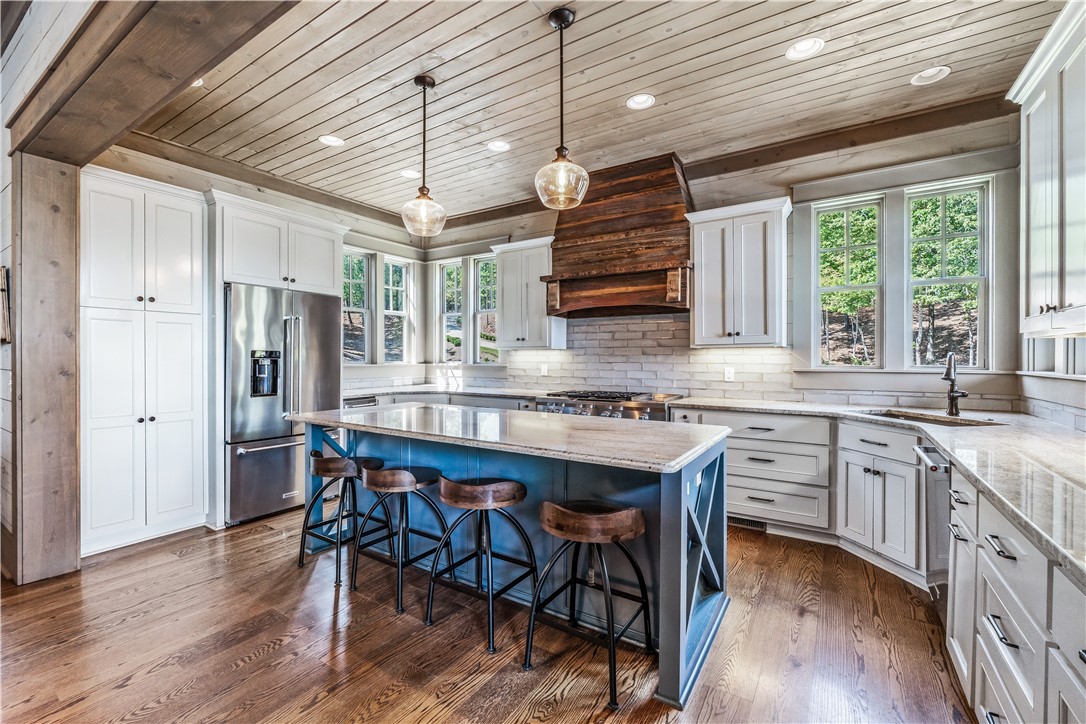 63 FLAT ROCK LANE