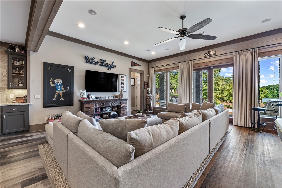 63 FLAT ROCK LANE