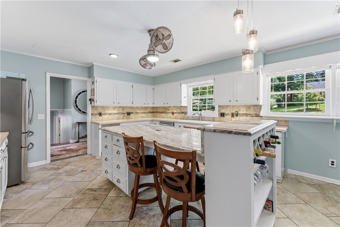212 REDWOOD COURT