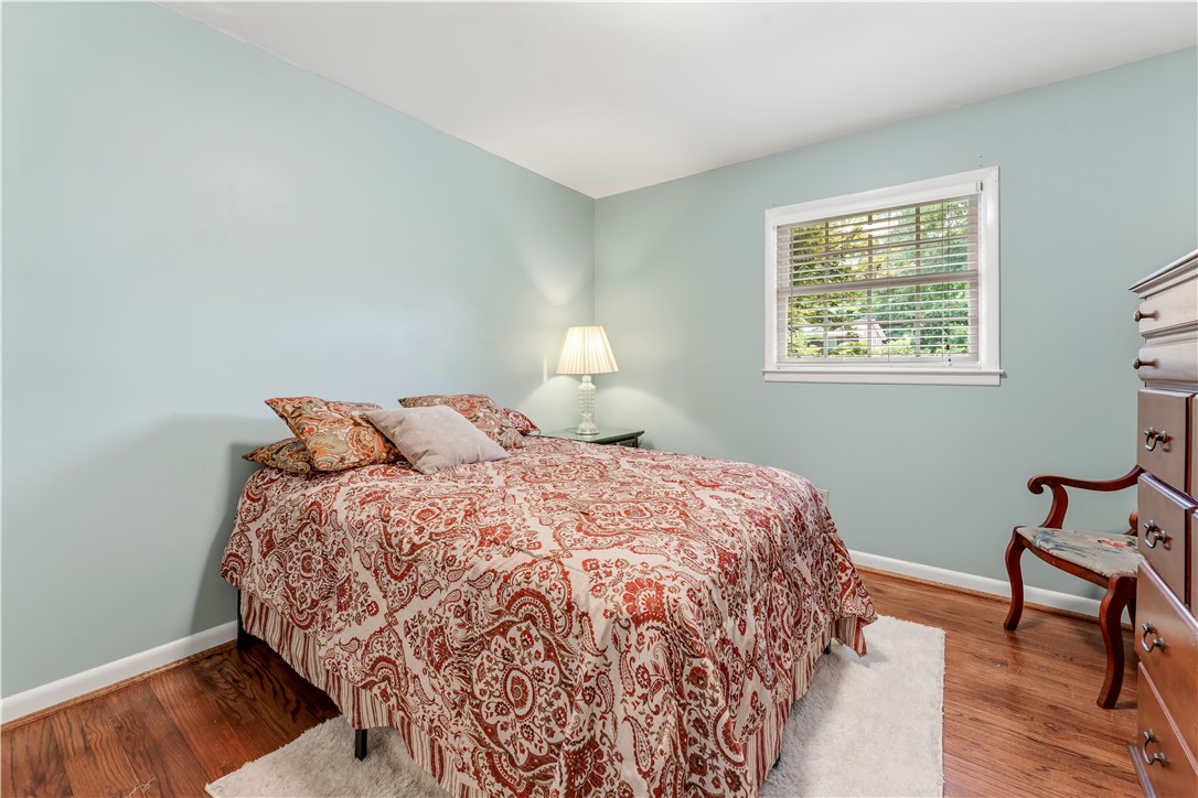 212 REDWOOD COURT