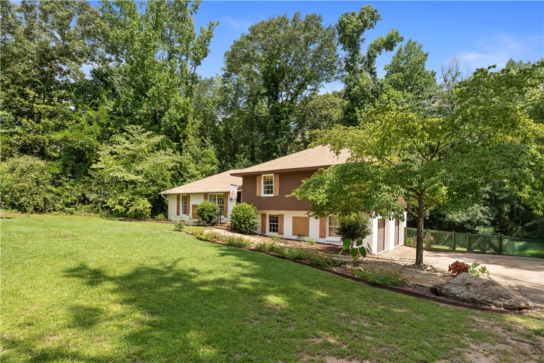 514 CEDARBROOK DRIVE