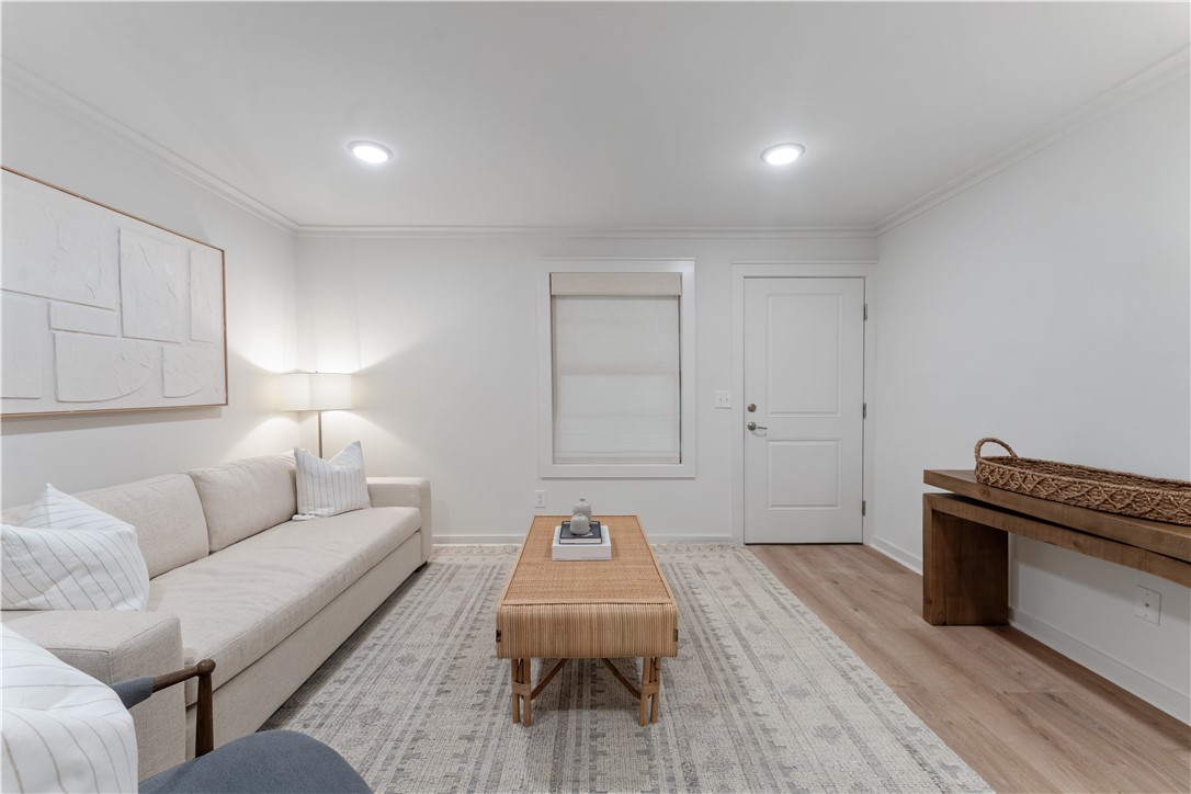 835 N GAY STREET 2