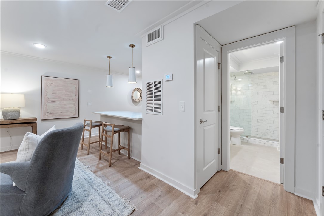 835 N GAY STREET 2
