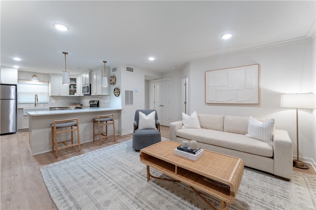 835 N GAY STREET 2