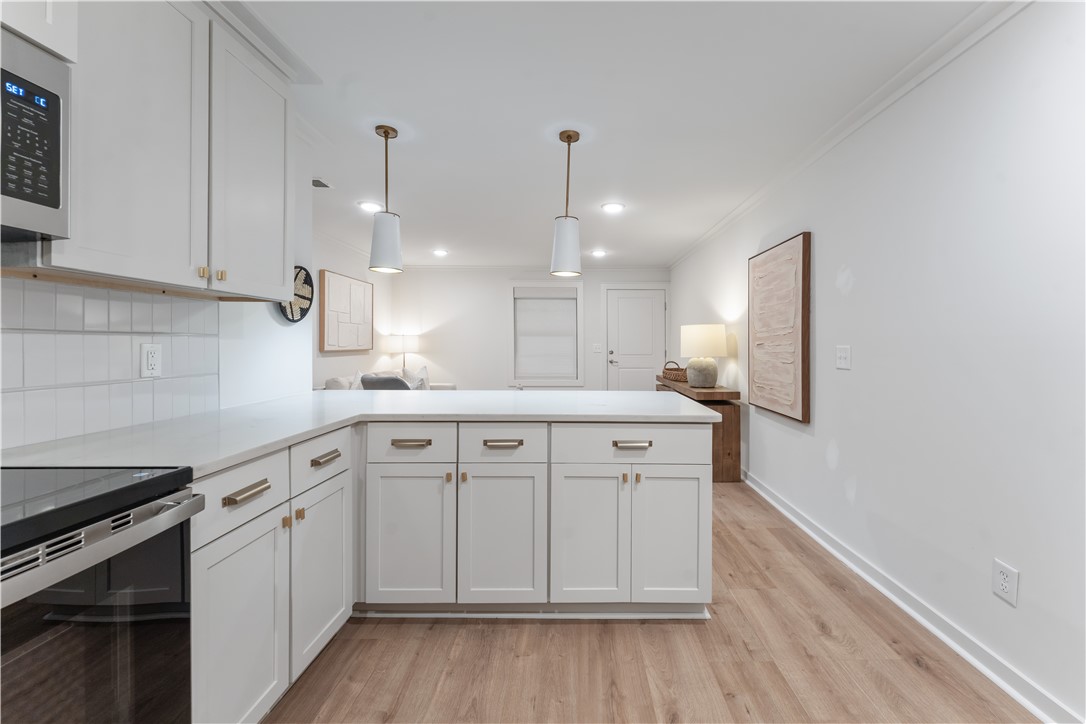 835 N GAY STREET 2
