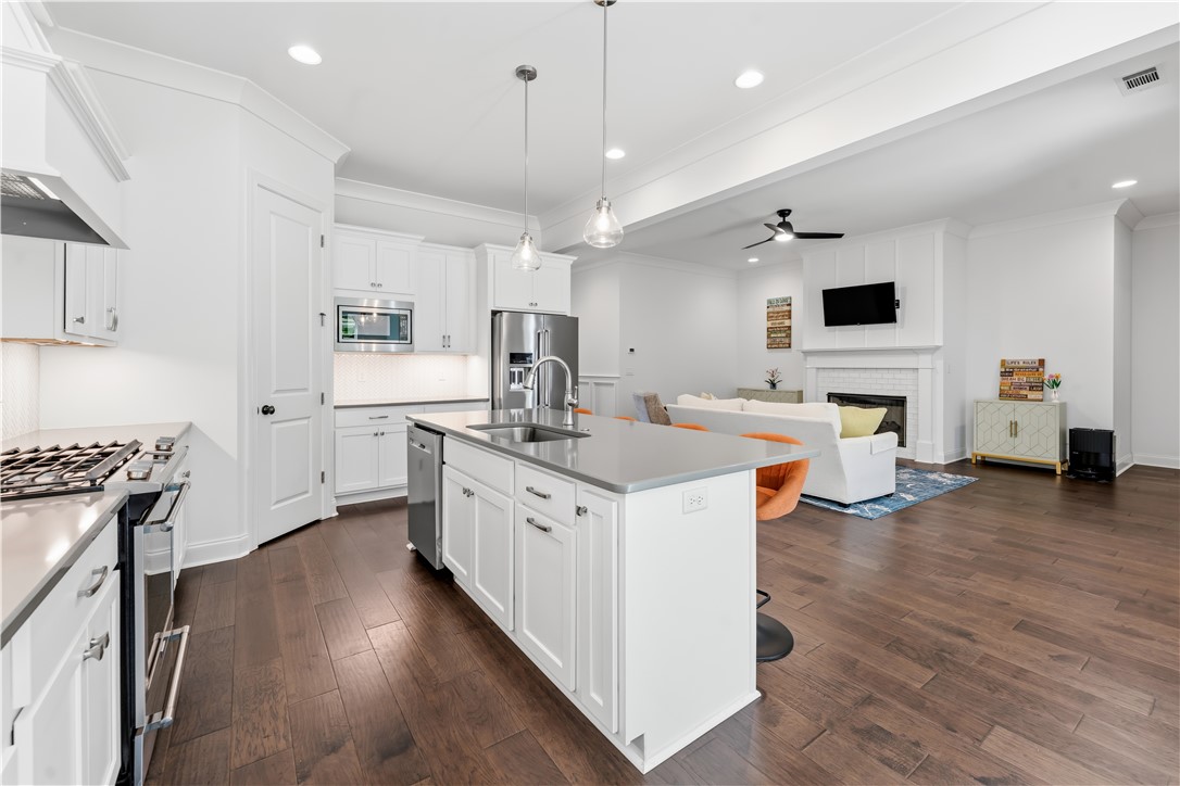 1464 PING COURT