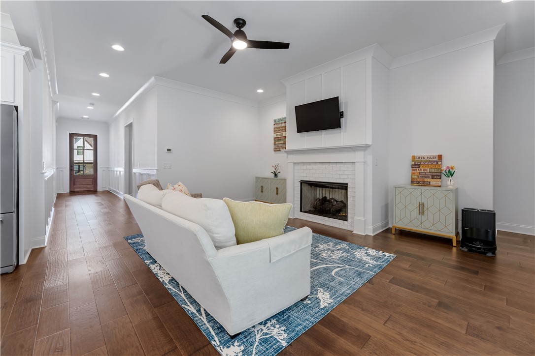1464 PING COURT