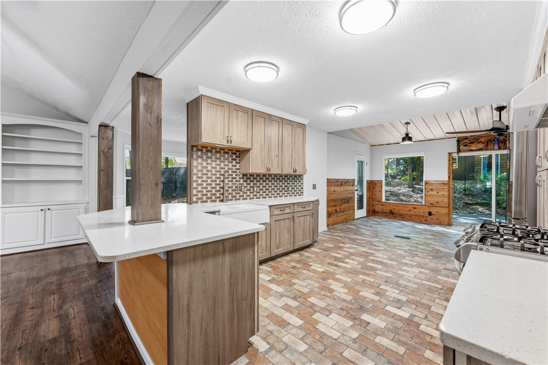 630 EAST LANE