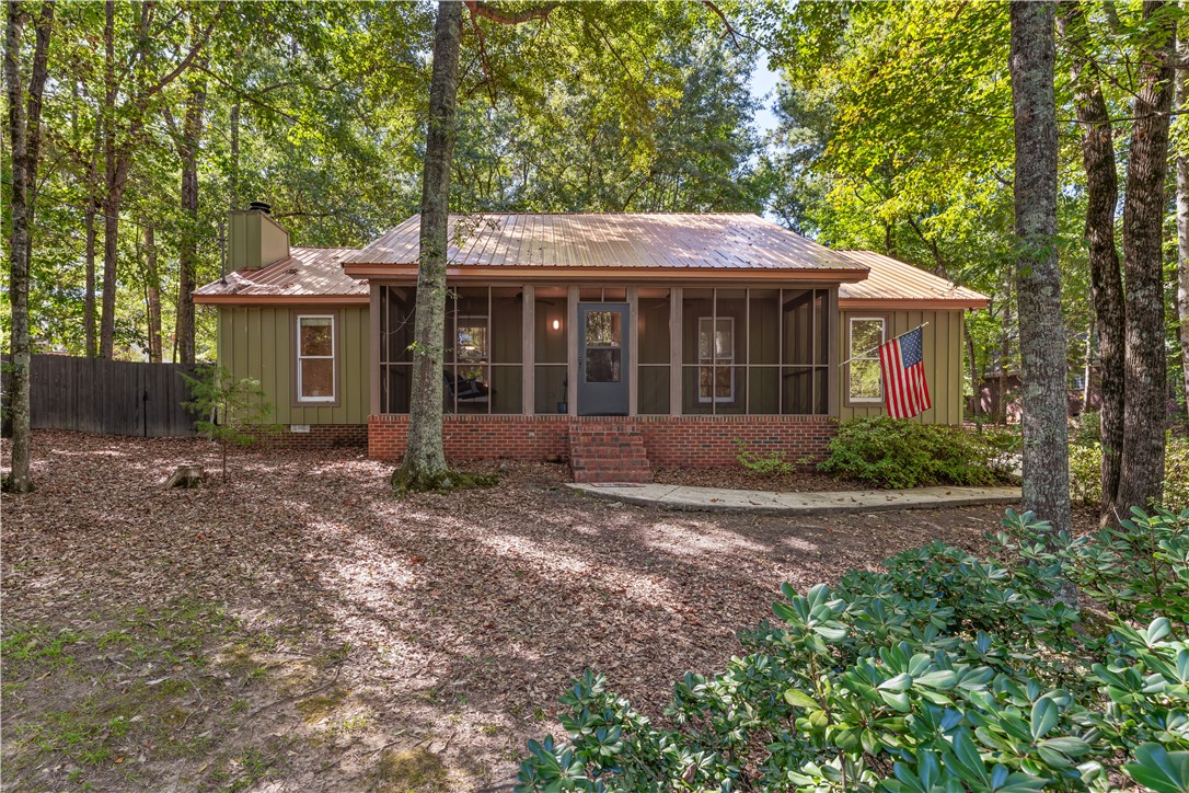 630 EAST LANE