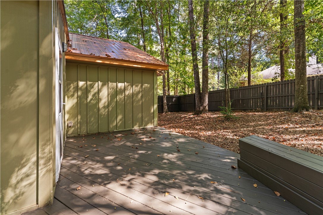 630 EAST LANE