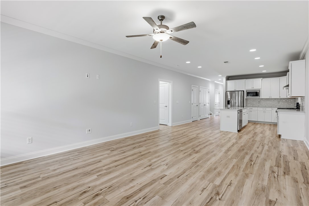 544 CLOVERDALE DRIVE