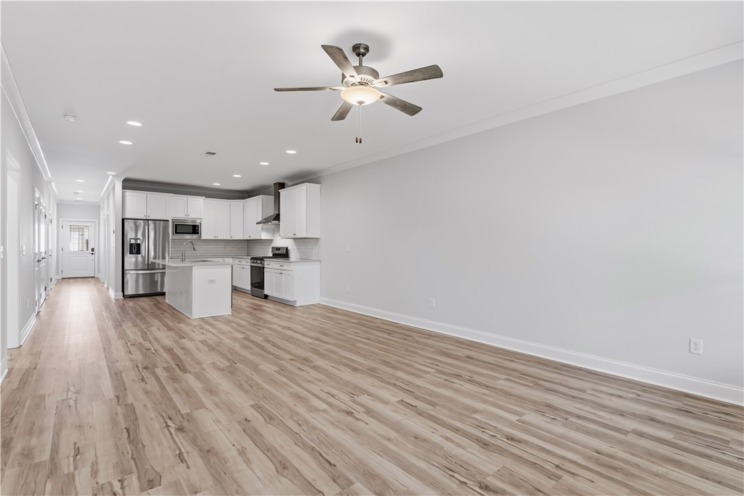 544 CLOVERDALE DRIVE