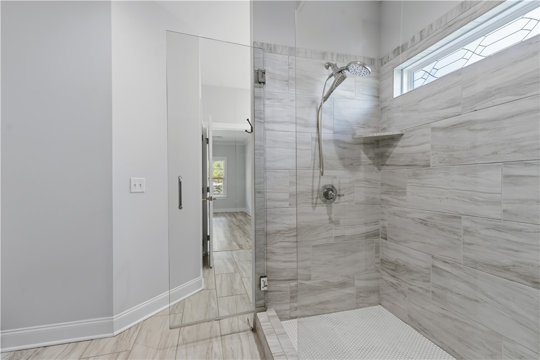 544 CLOVERDALE DRIVE