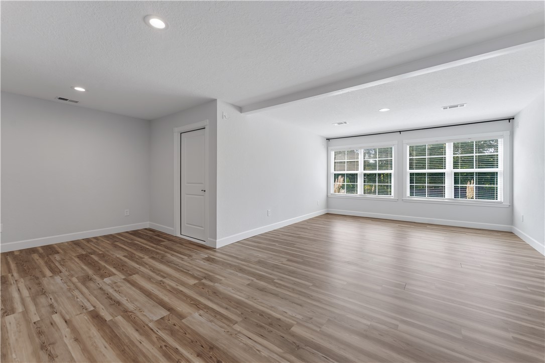 544 CLOVERDALE DRIVE