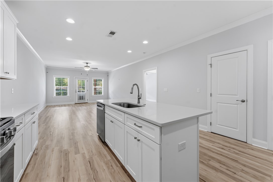 544 CLOVERDALE DRIVE
