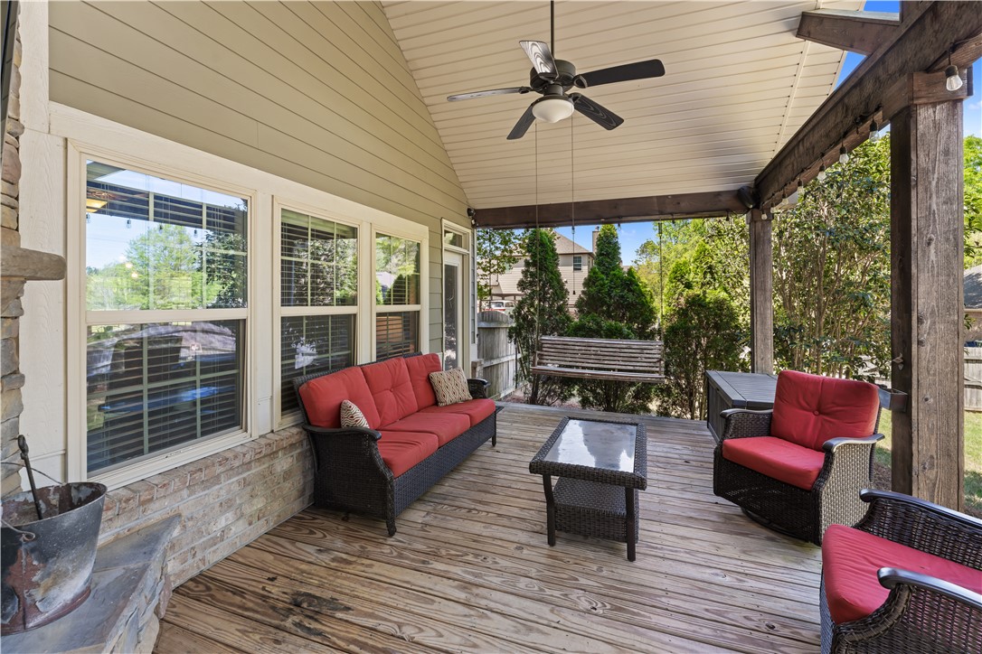 1858 PRESERVE DRIVE