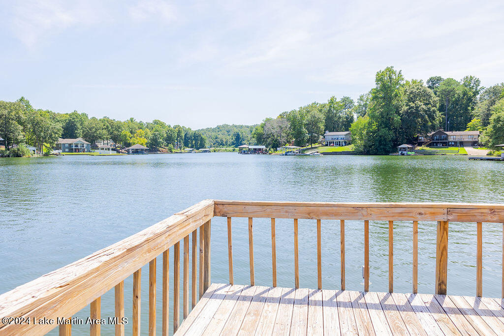 262 Shady Pt