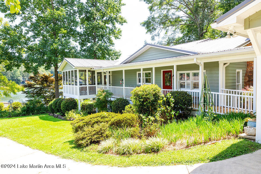 262 Shady Pt