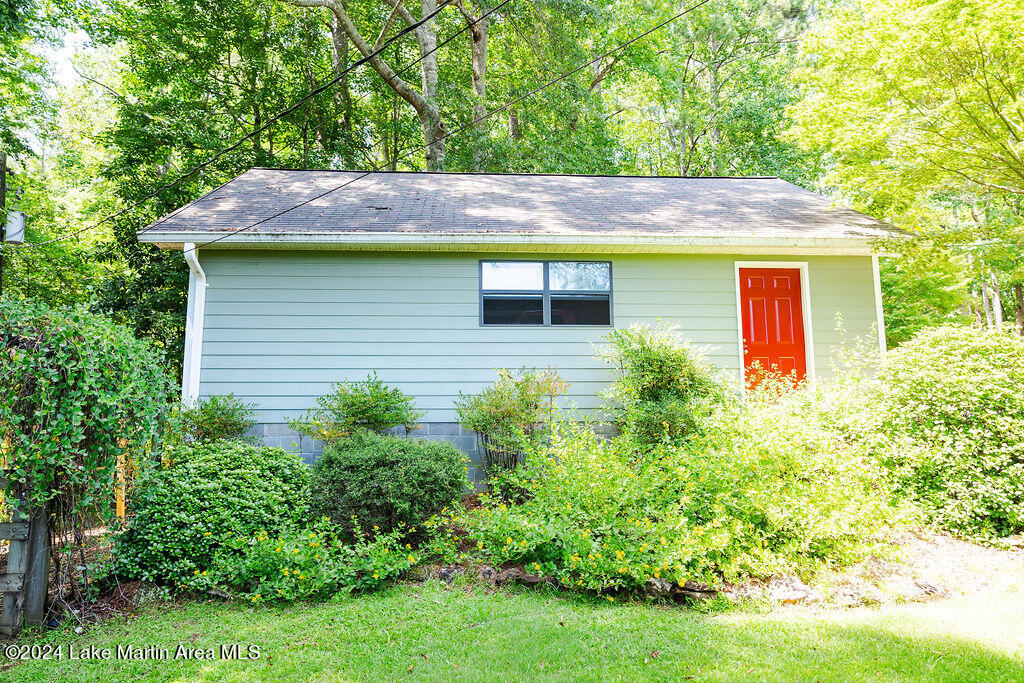262 Shady Pt